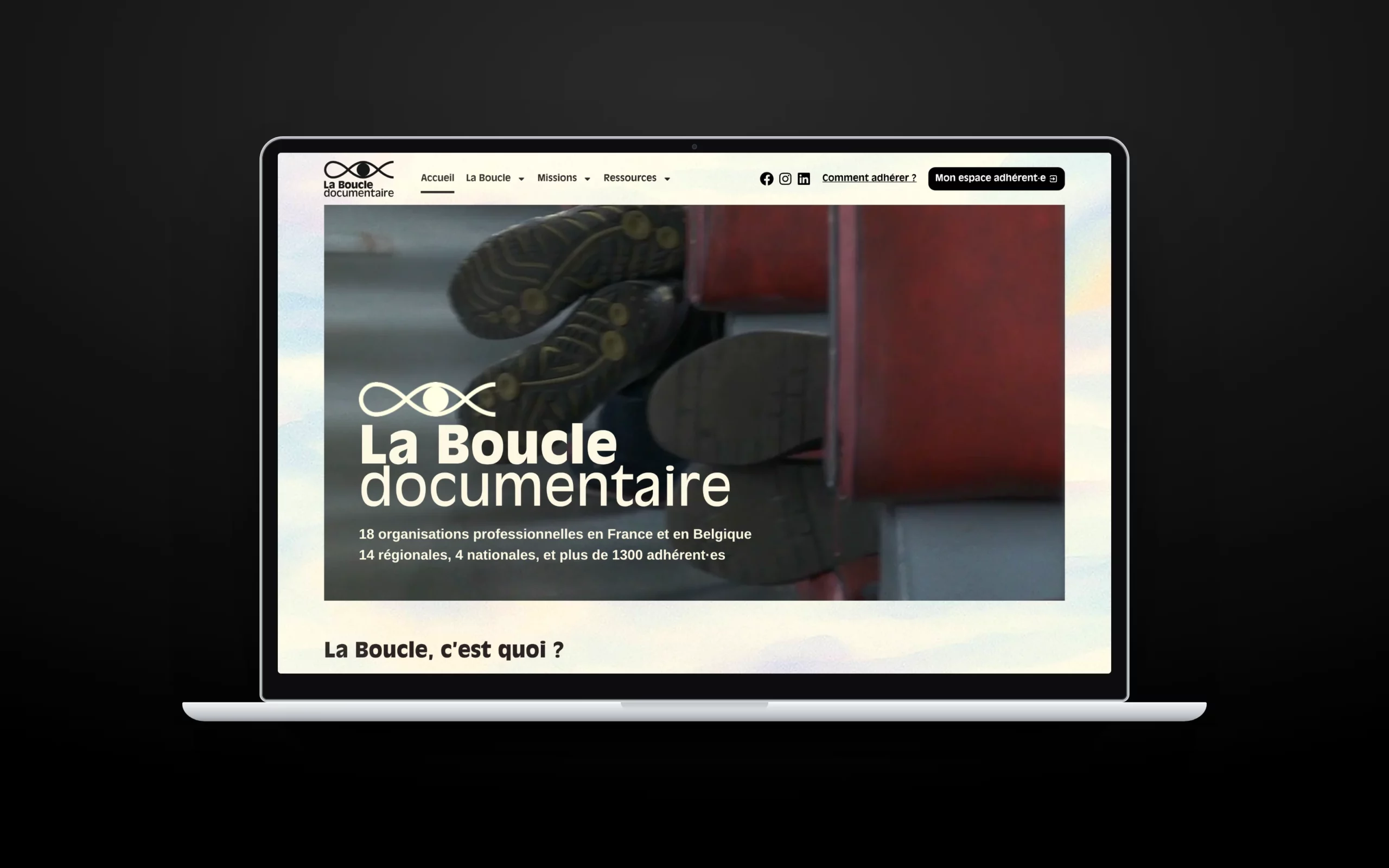 Site de La Boucle documentaire, fédération d’associations de documentaristes, sur ordinateur portable